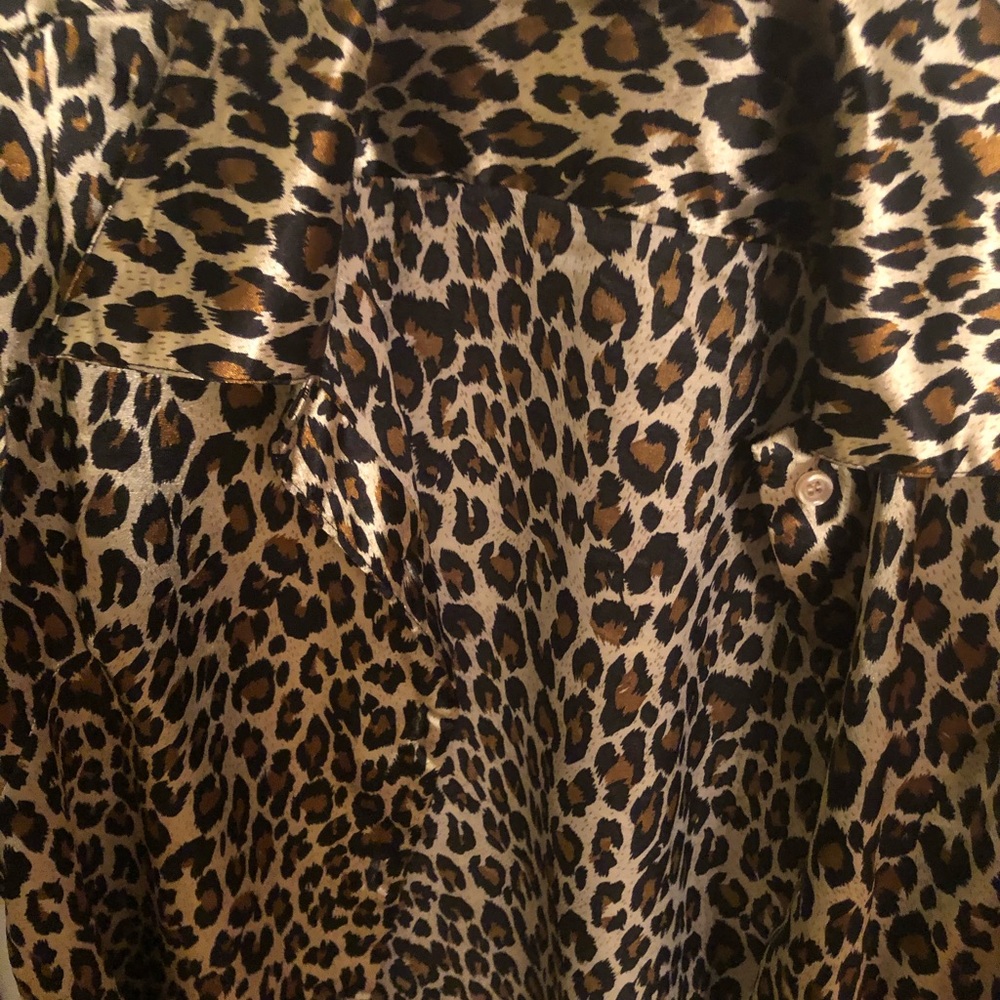 Leopard button down - Picture 2 of 6
